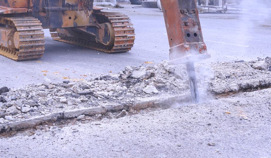 Demolition of a commercial building